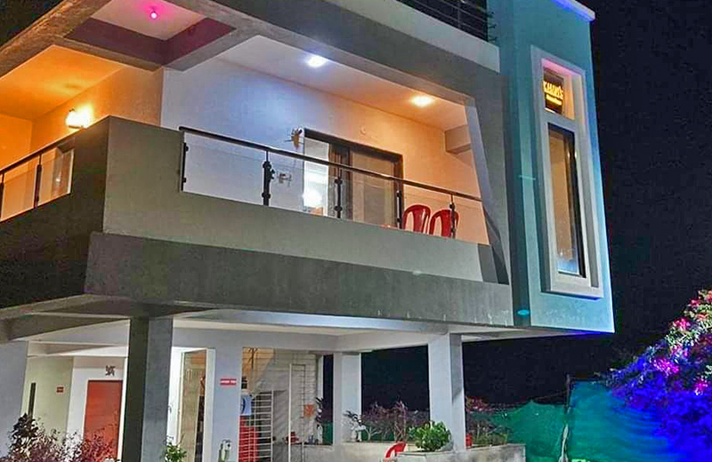 Classic Farmhouse With Private Pool And Spacious Rooms In Pune