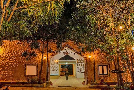 KANHA KISLI FARM HOUSE